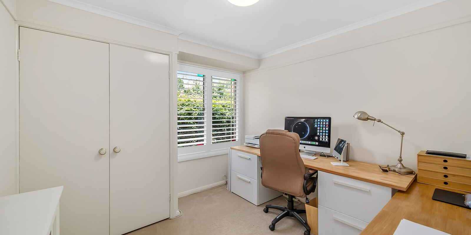 71 Middle Road Exeter