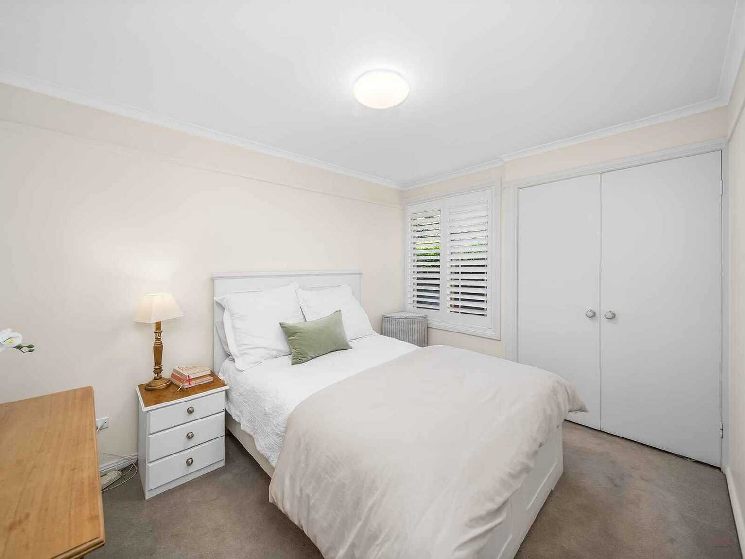 71 Middle Road Exeter