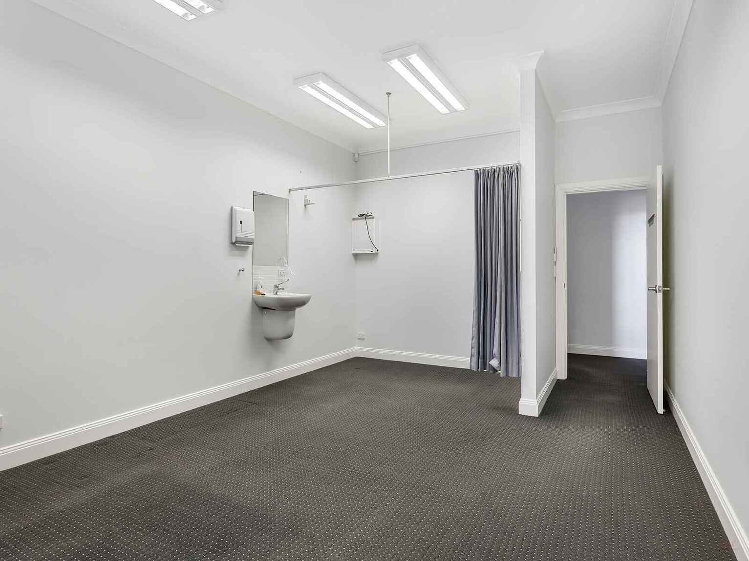 12 Illawarra Highway Moss Vale