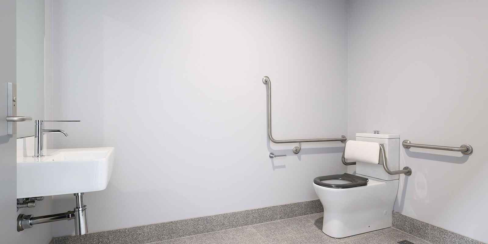 9/2 Red Fields Road Moss Vale