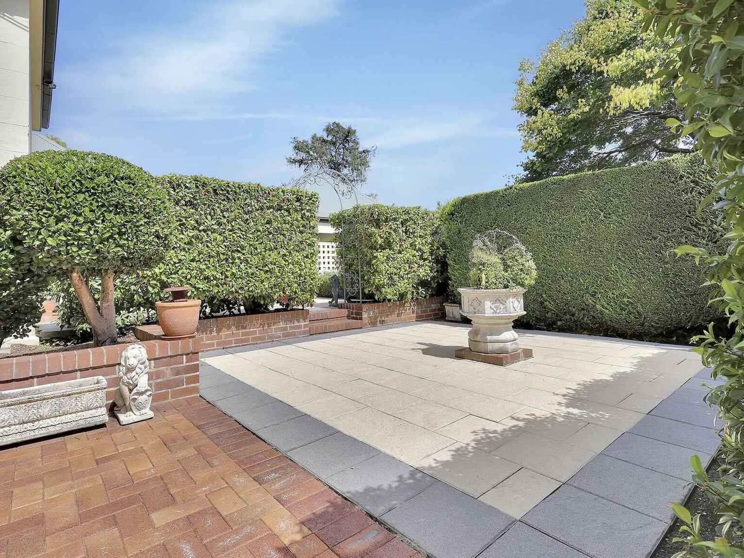 2/12 Arthur Street Moss Vale