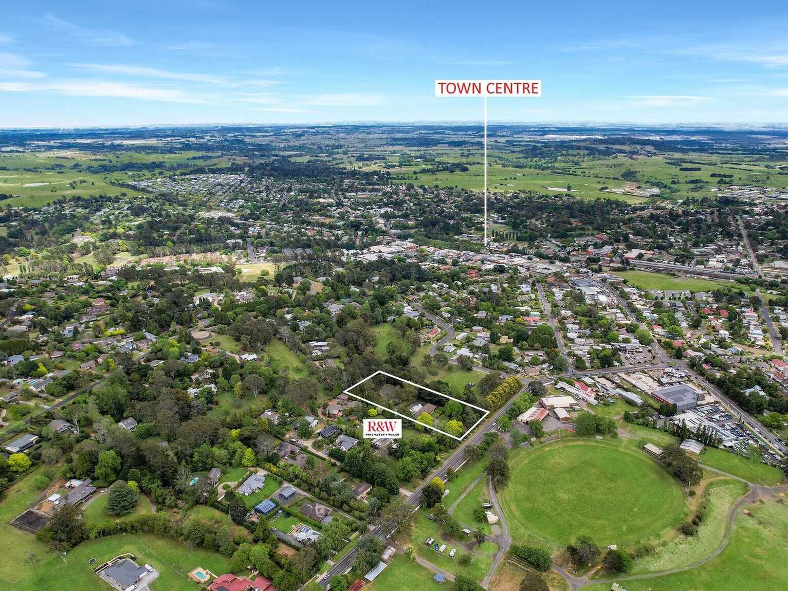 31-33 Robertson Road Moss Vale