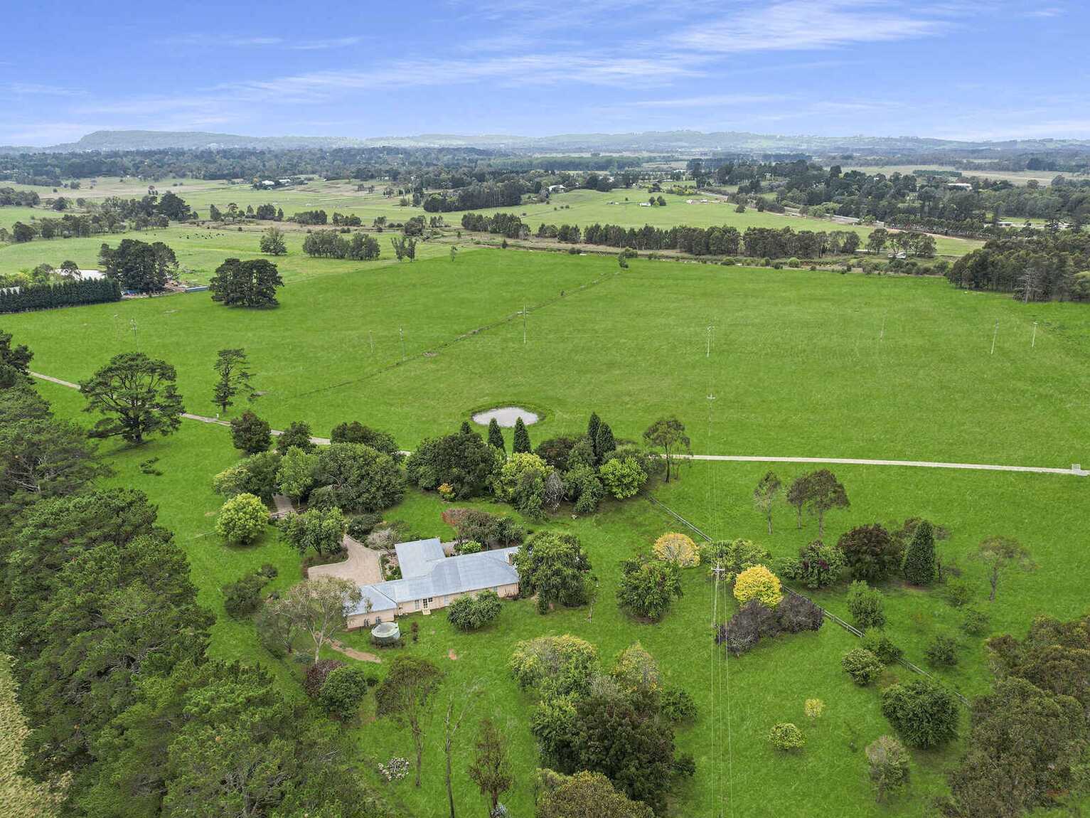 42 Suttor Road Moss Vale 42 Suttor Road Moss Vale