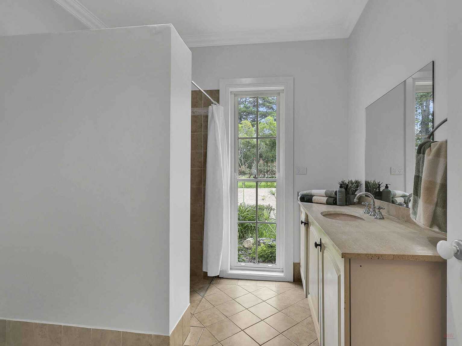 42 Suttor Road Moss Vale 42 Suttor Road Moss Vale