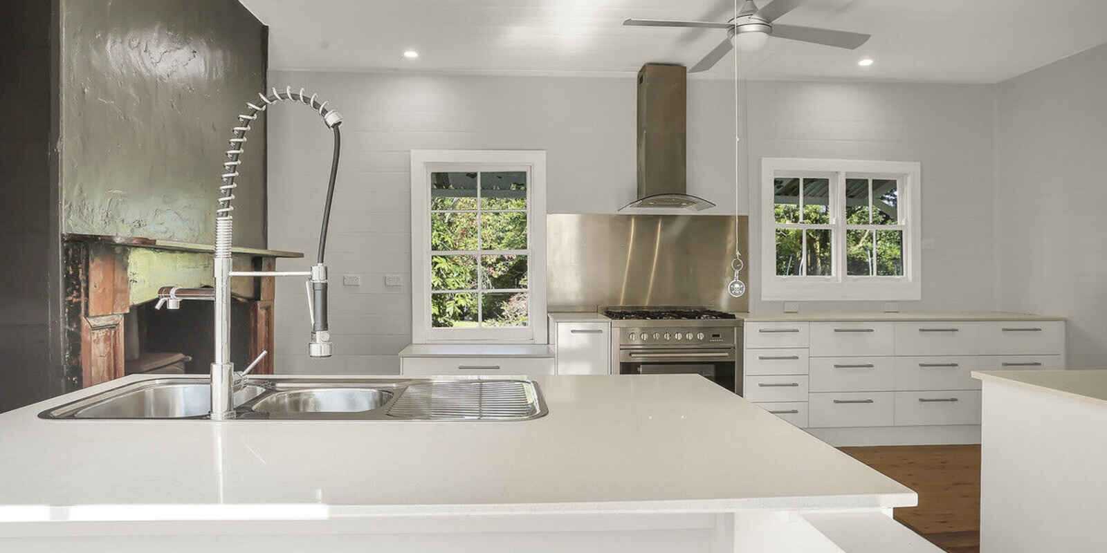 3 Main Street Robertson