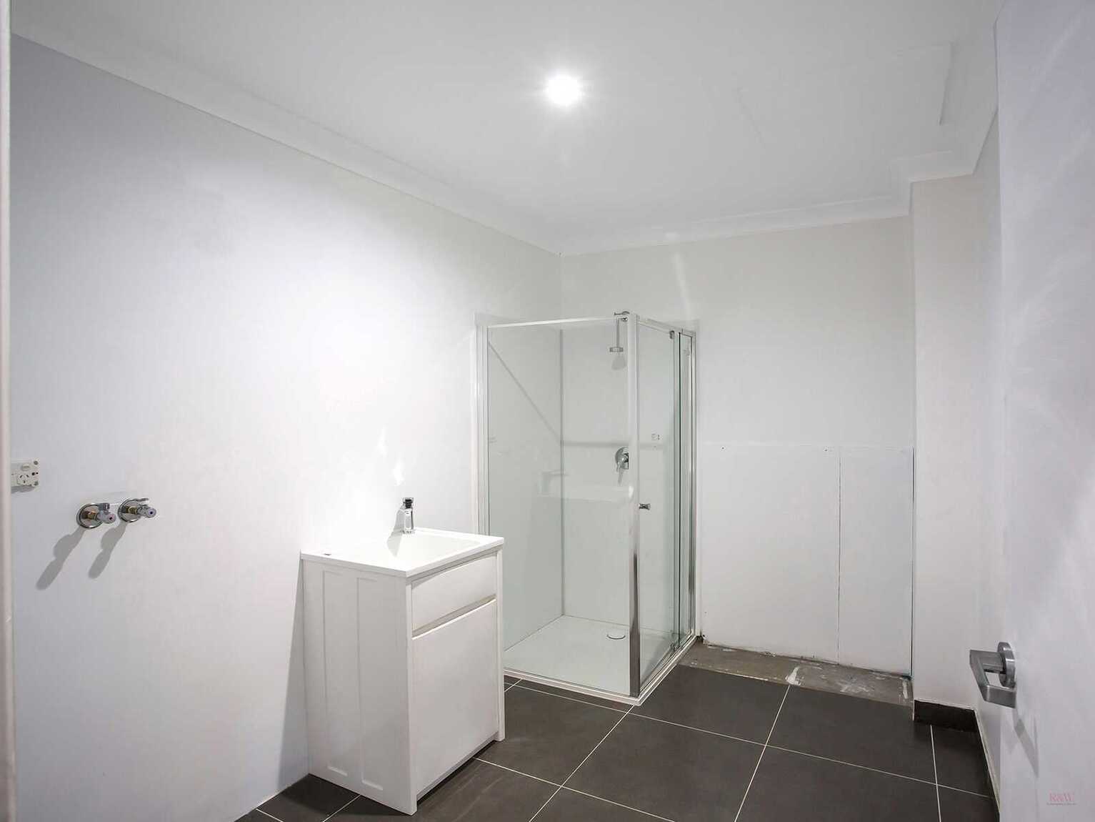 1/9 McCourt Road Moss Vale