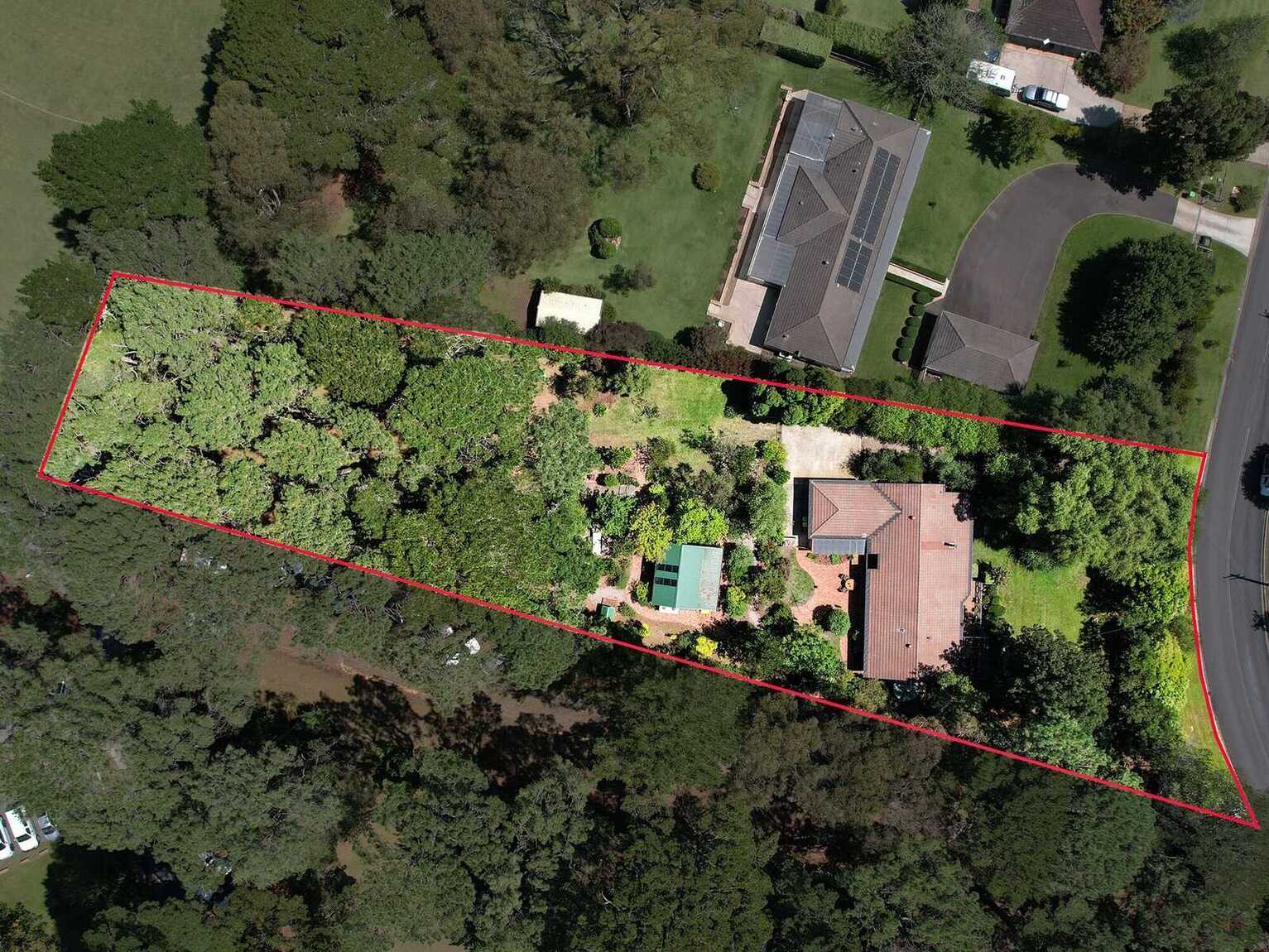 9 Farnborough Drive Moss Vale