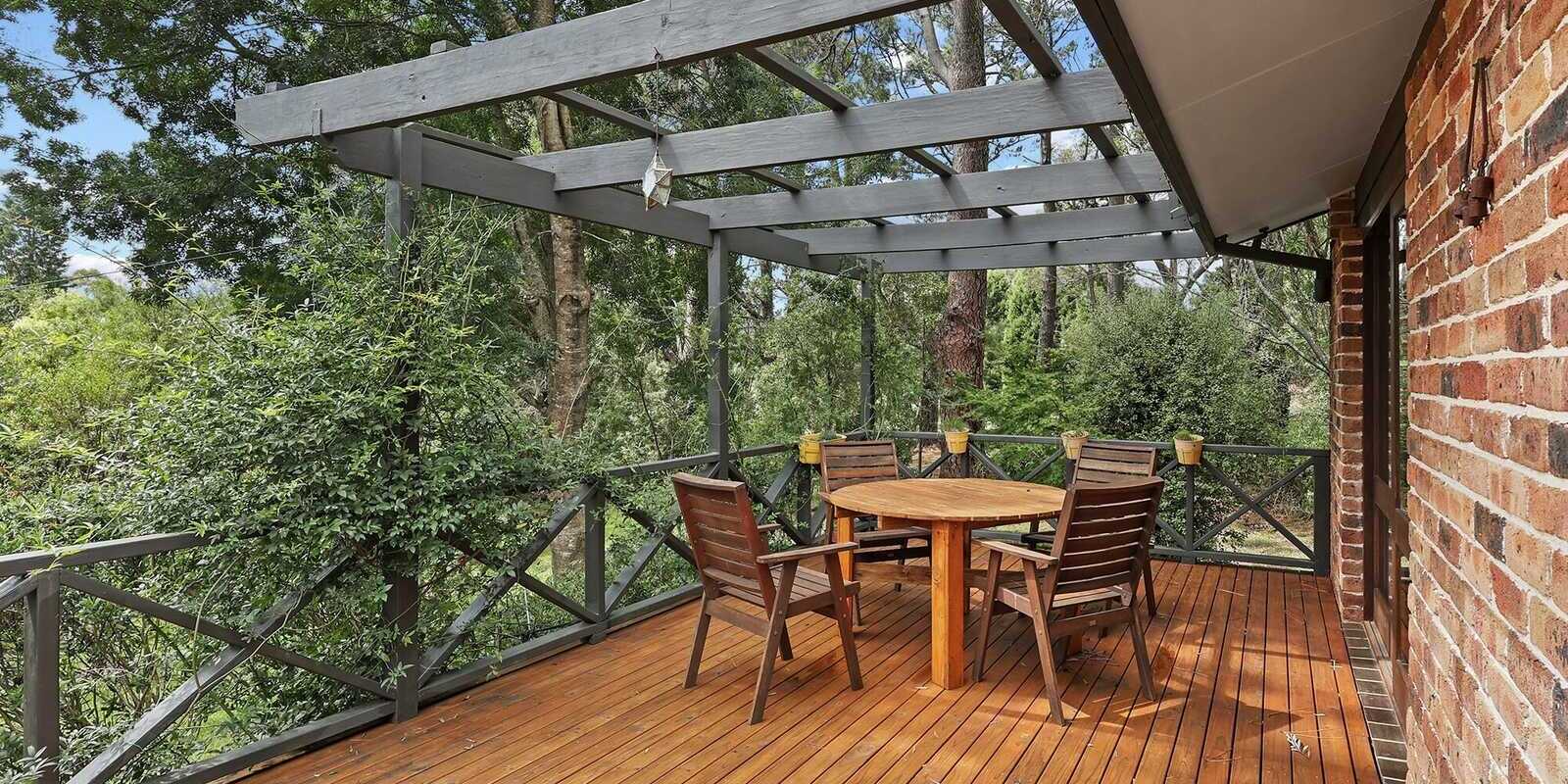 9 Farnborough Drive Moss Vale