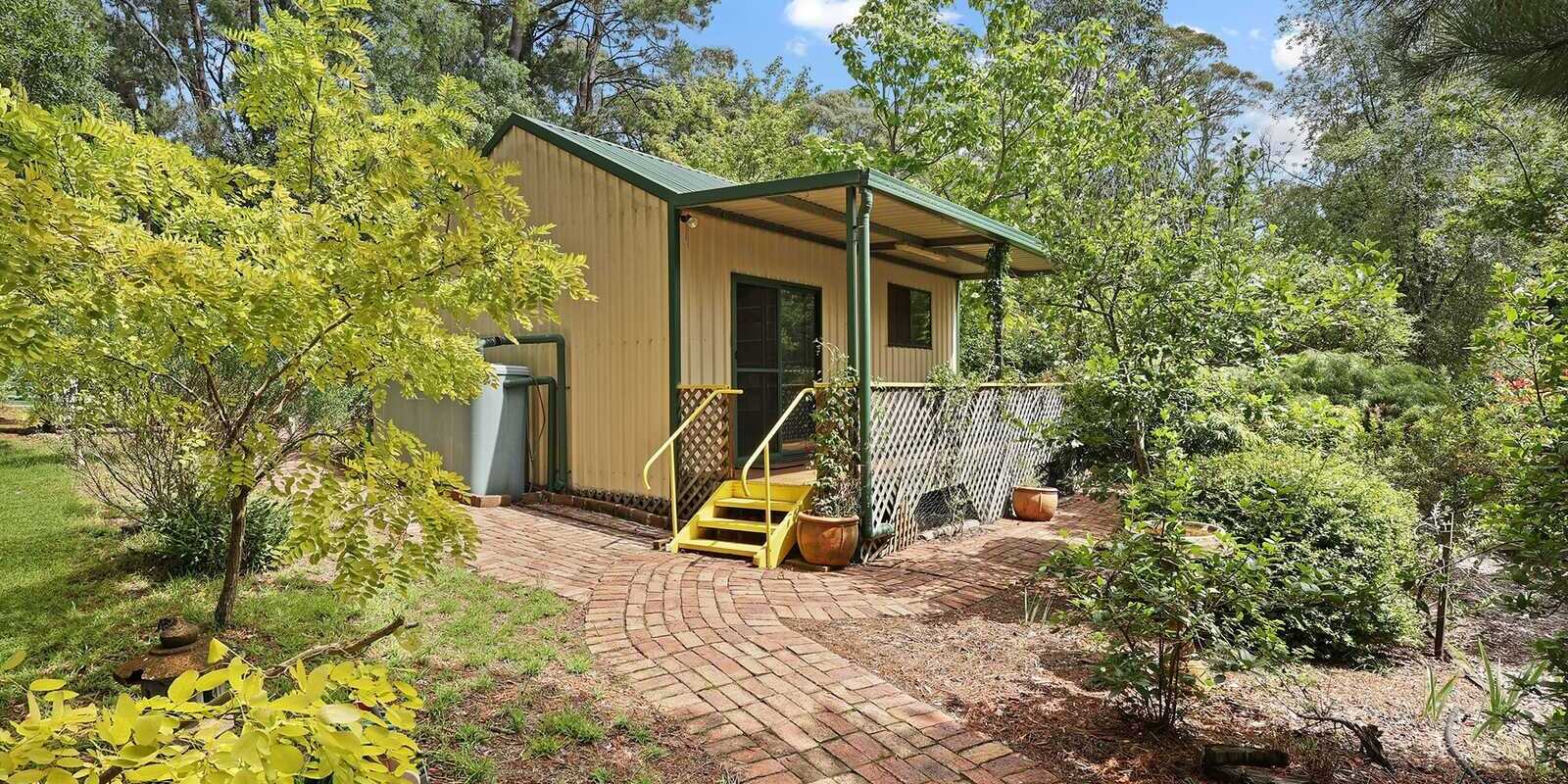 9 Farnborough Drive Moss Vale