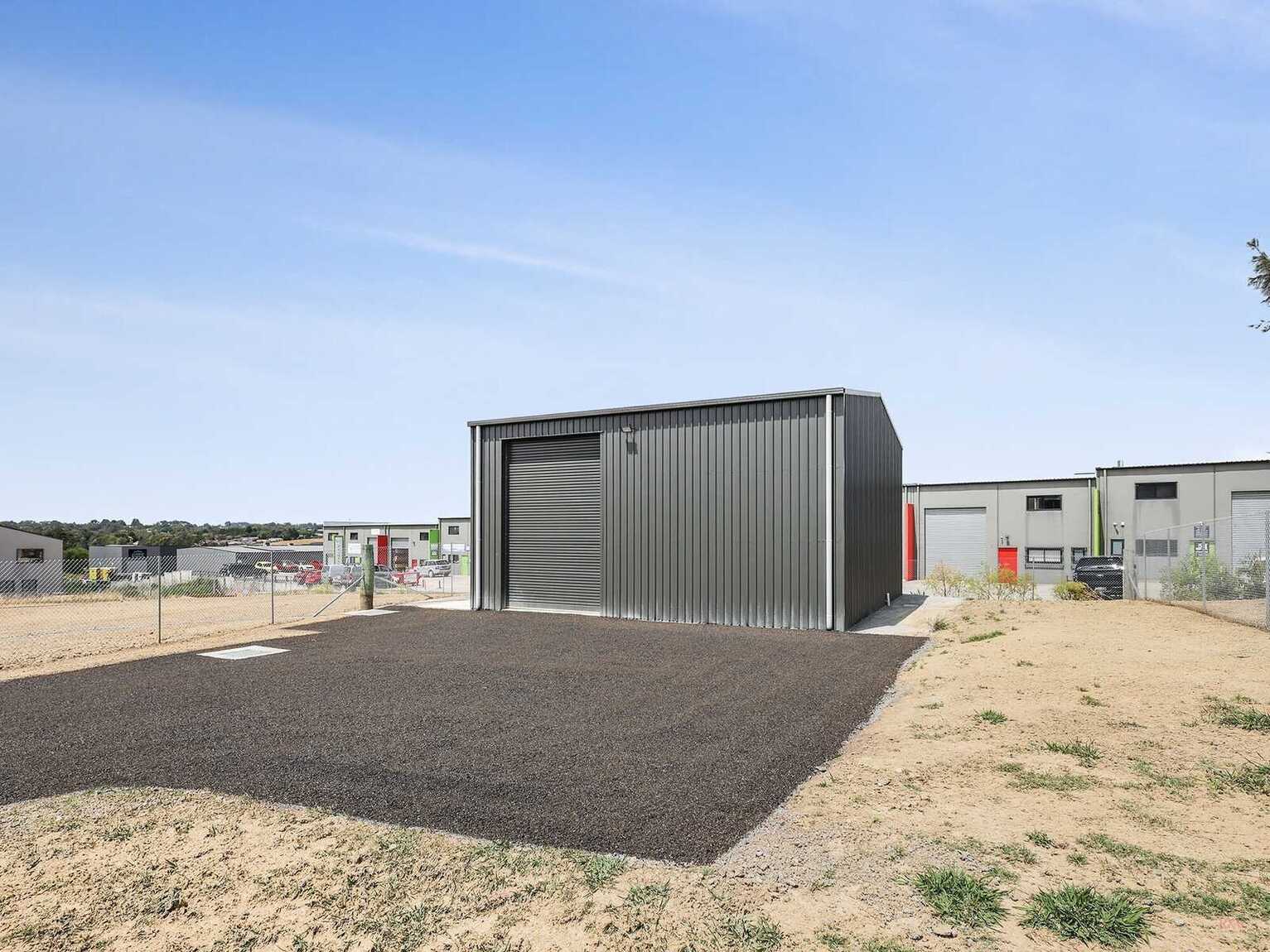 1-3/15 Old Dairy Close Moss Vale