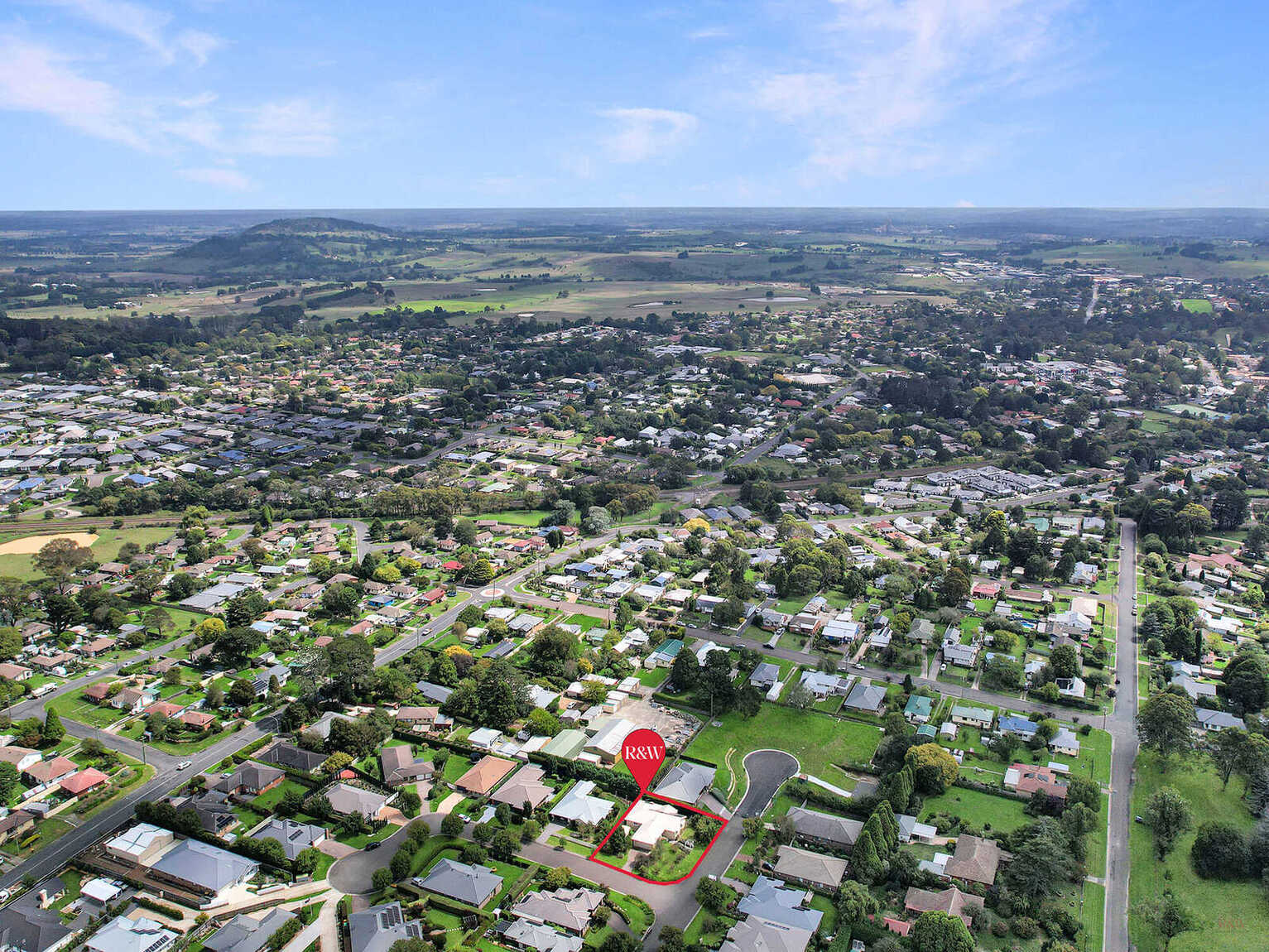 2 Lansdown Place Moss Vale