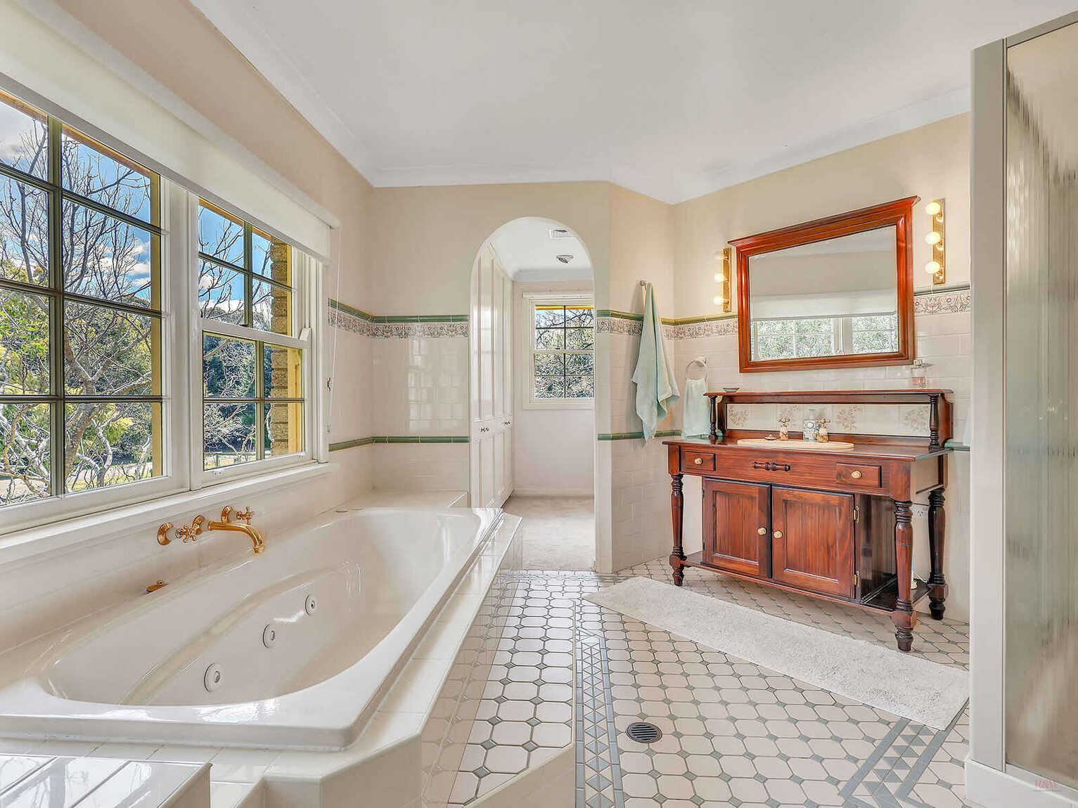 122 Cornwall Road Exeter