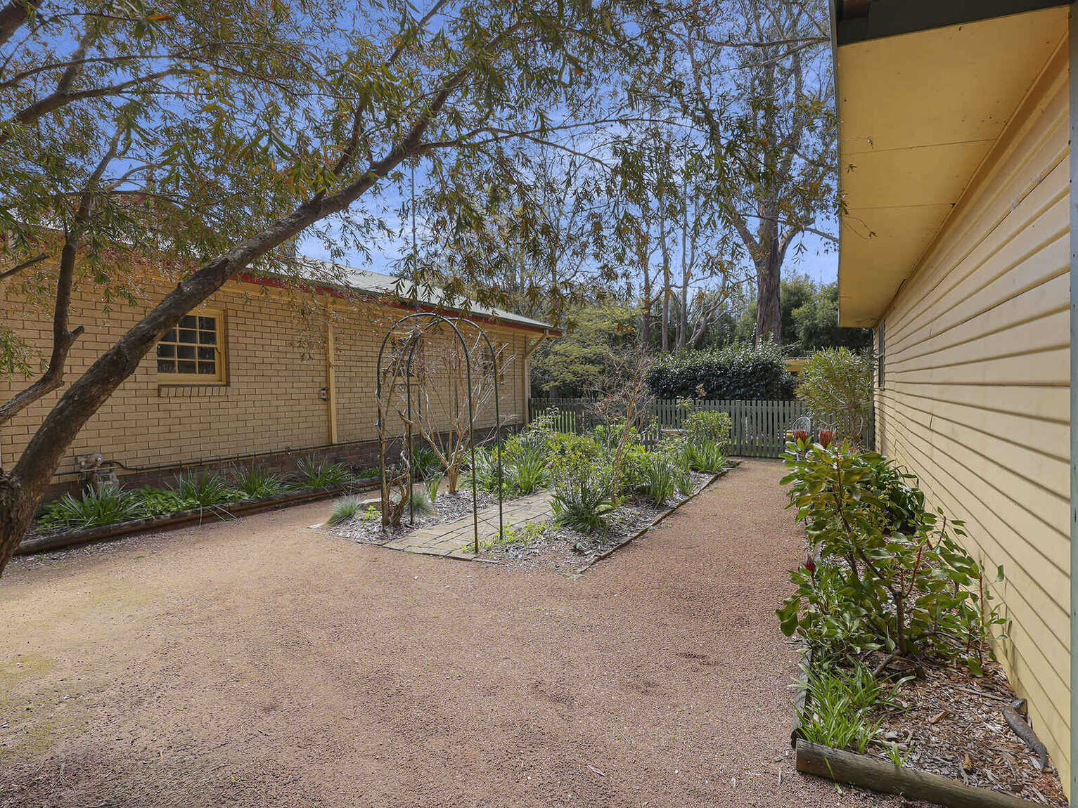 122 Cornwall Road Exeter