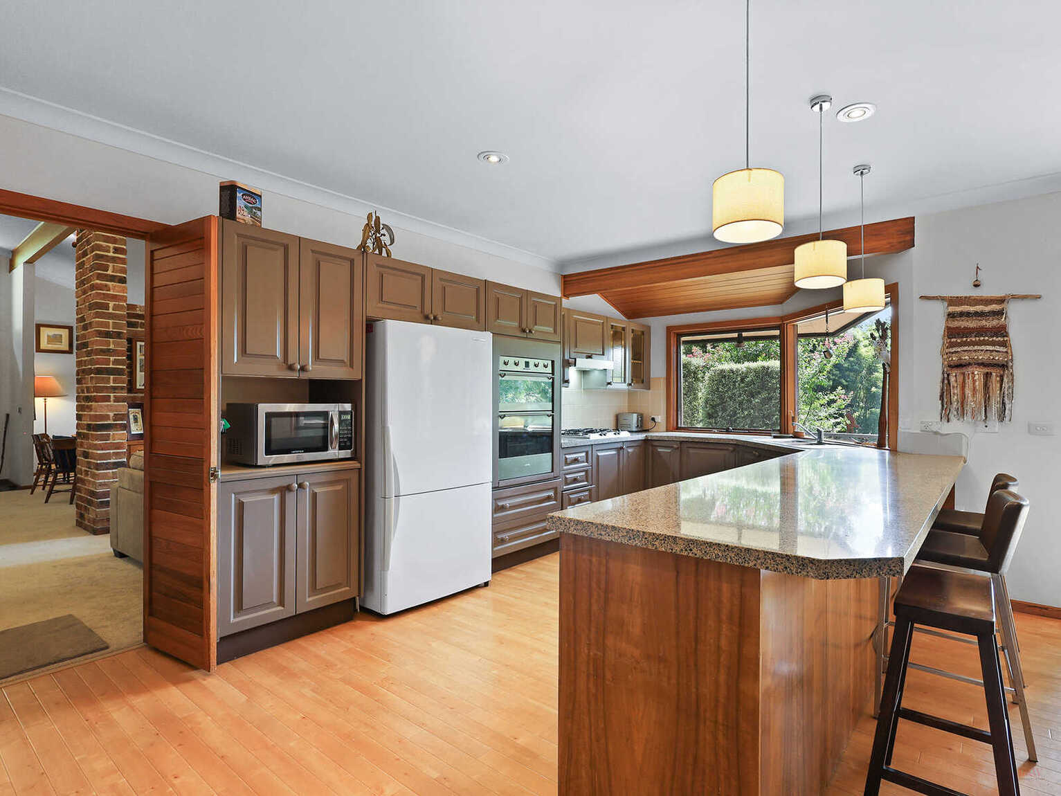 9 Farnborough Drive Moss Vale