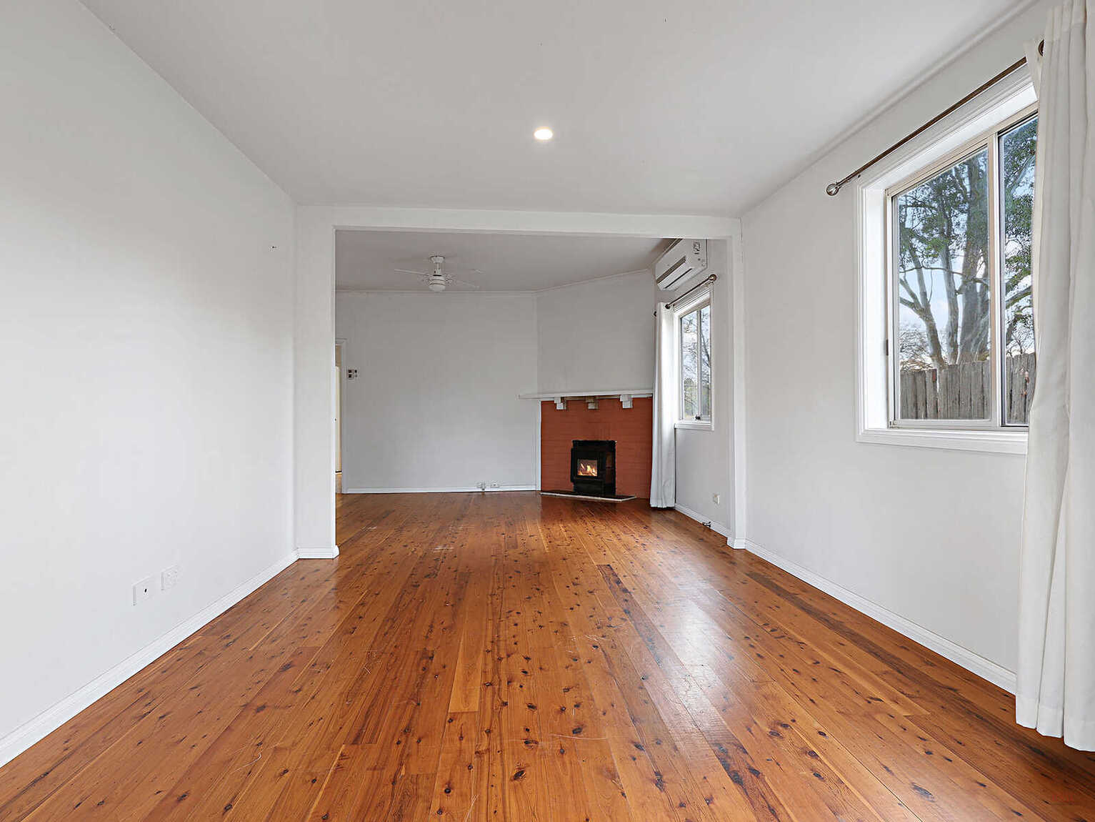 8 Railway Parade Marulan
