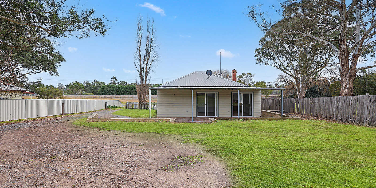 8 Railway Parade Marulan