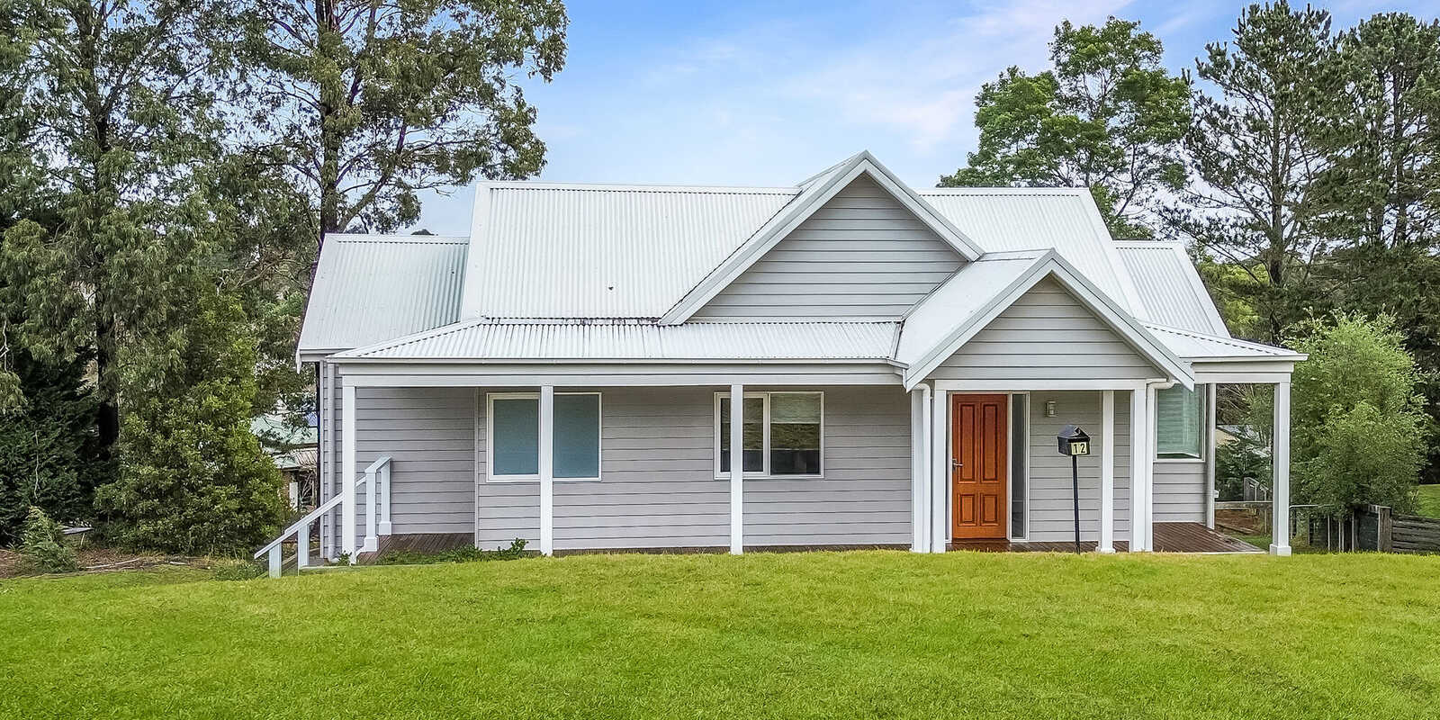 12 Rochester Drive Bundanoon
