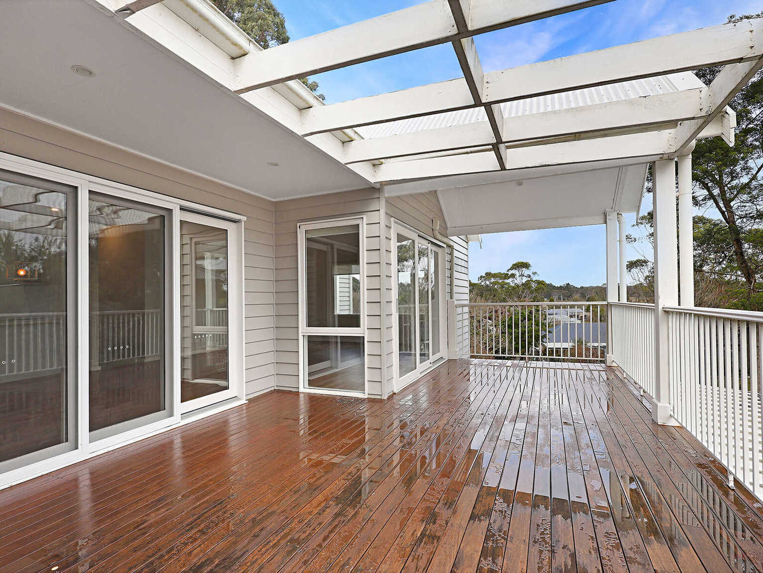 12 Rochester Drive Bundanoon