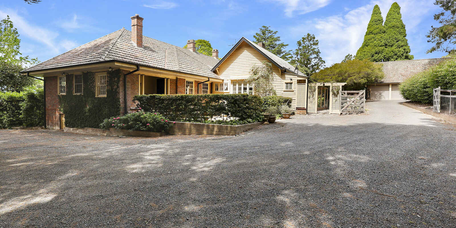 31-33 Robertson Road Moss Vale