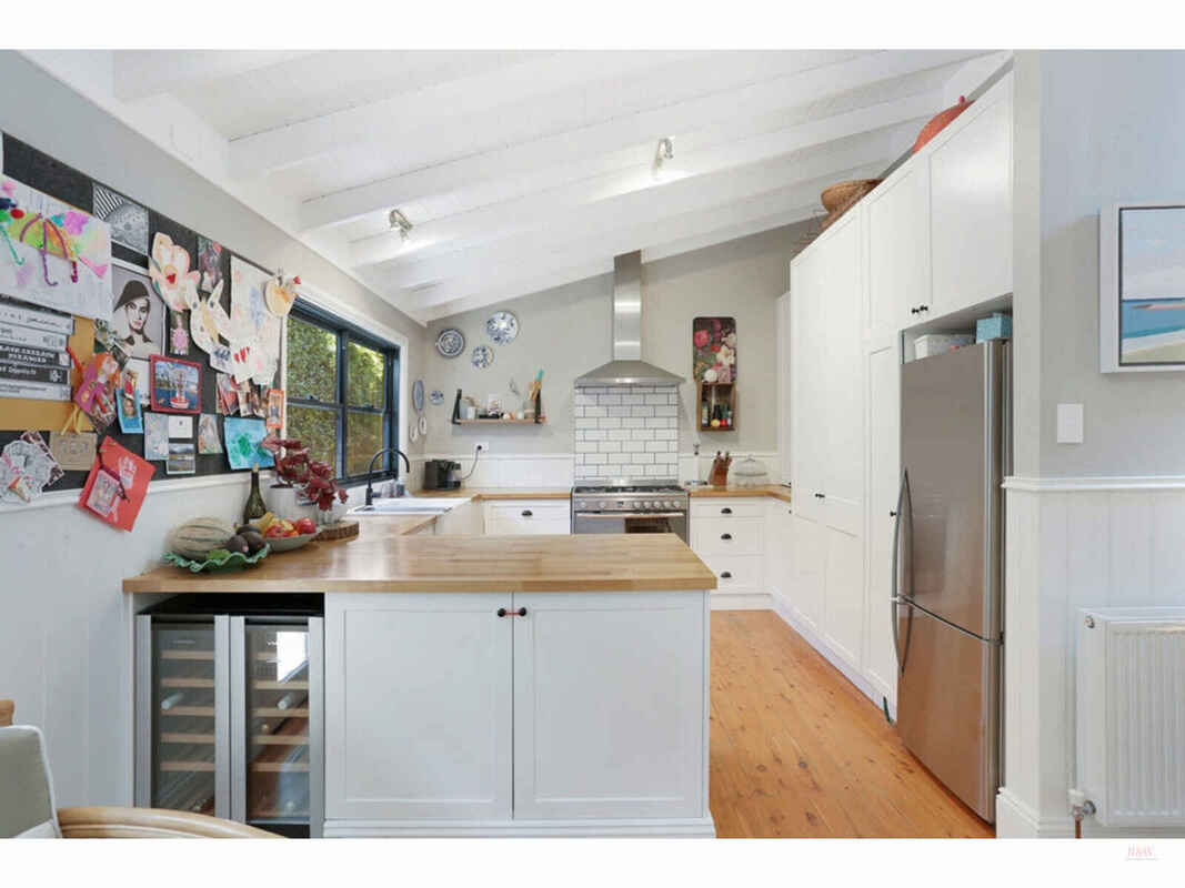 45 School Lane Exeter