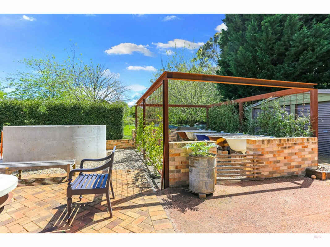 45 School Lane Exeter