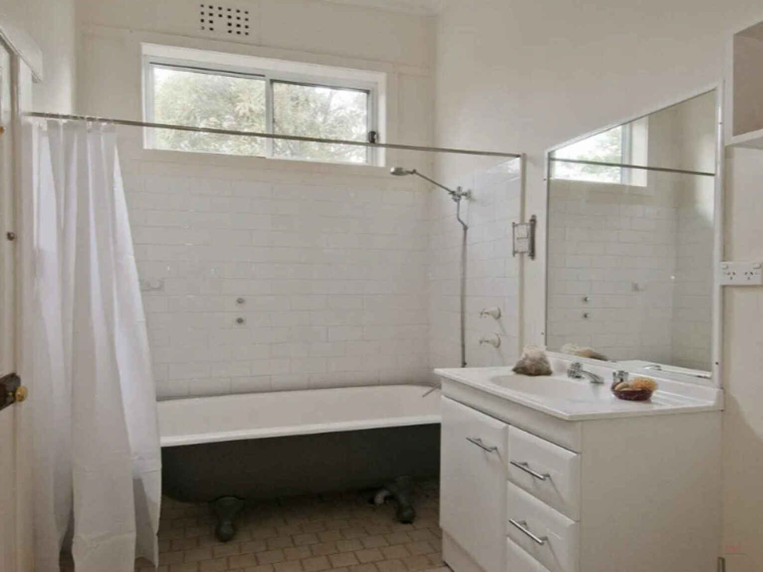 20 Holly Street Bowral