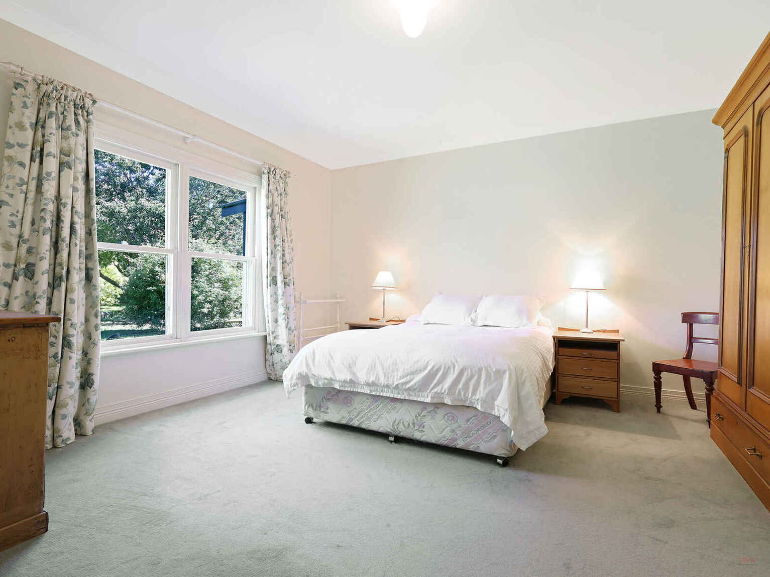 12-14 Middle Road Exeter