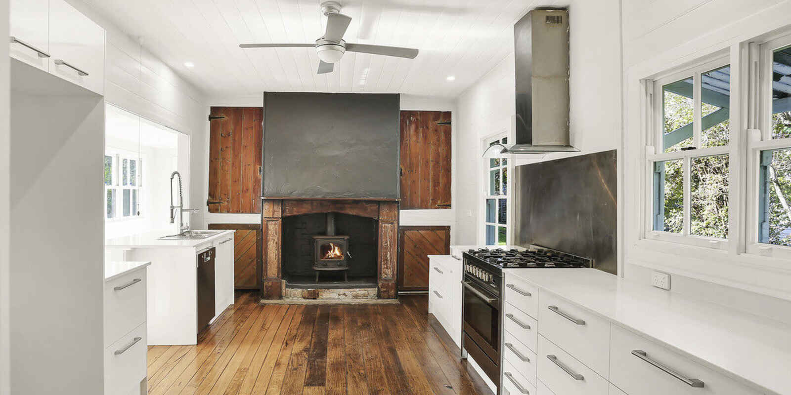 3 Main Street Robertson