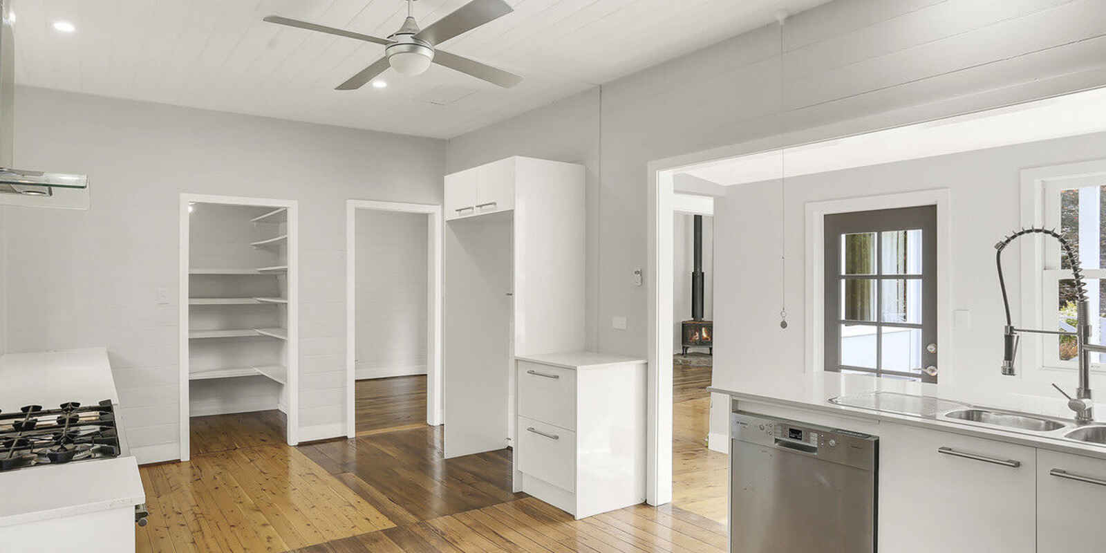 3 Main Street Robertson