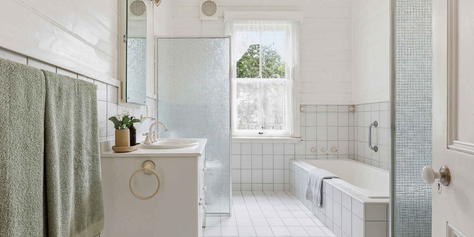 'Inverary' 7310 Illawarra Highway Sutton Forest 'Inverary' 7310 Illawarra Highway Sutton Forest