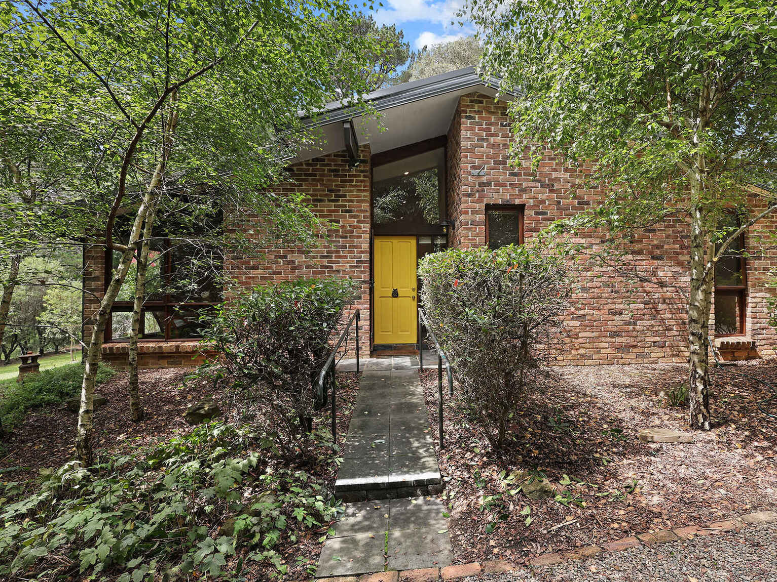 9 Farnborough Drive Moss Vale 9 Farnborough Drive Moss Vale