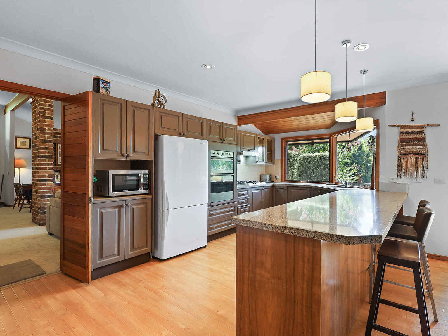 9 Farnborough Drive Moss Vale 9 Farnborough Drive Moss Vale