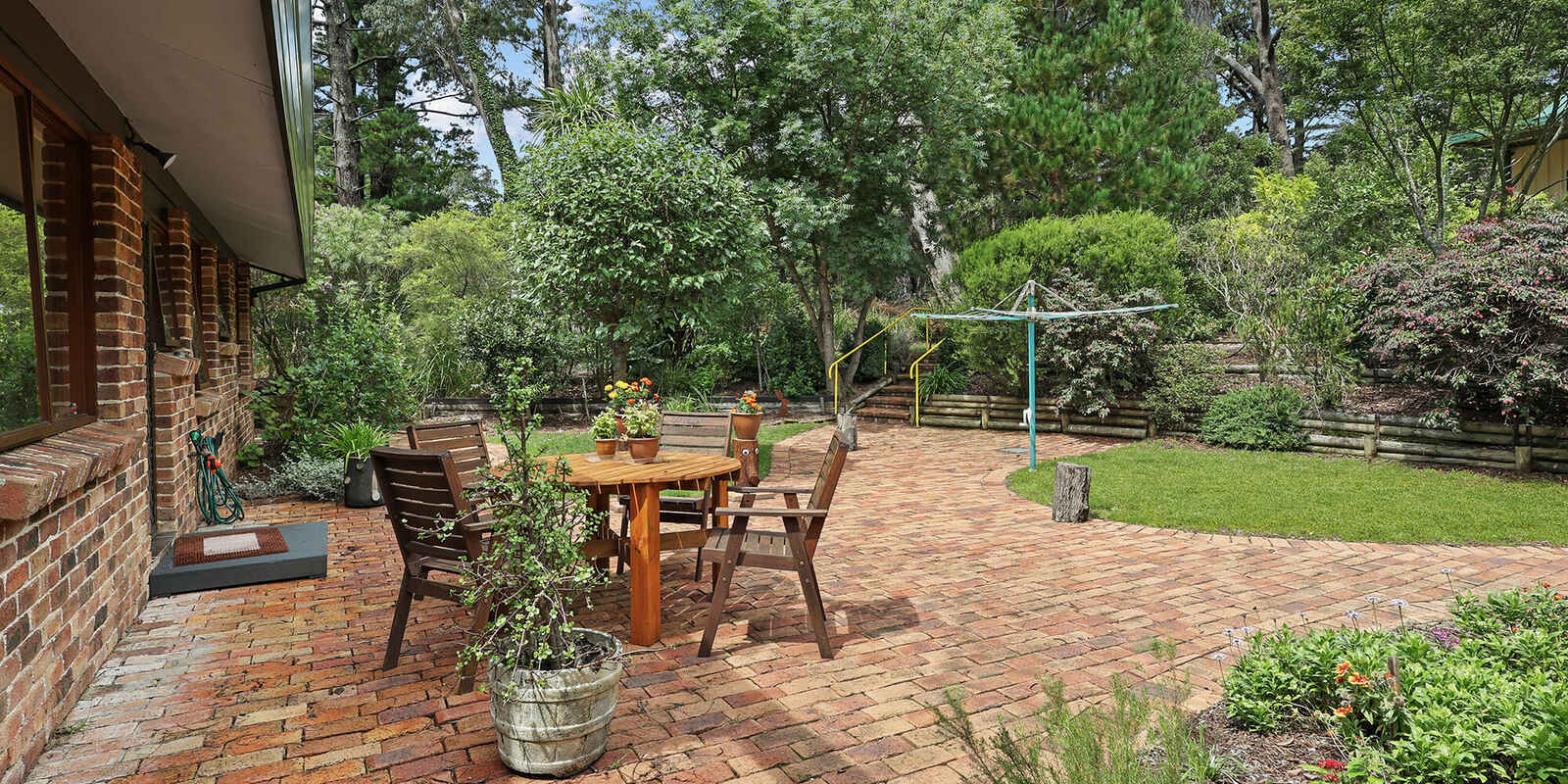 9 Farnborough Drive Moss Vale 9 Farnborough Drive Moss Vale