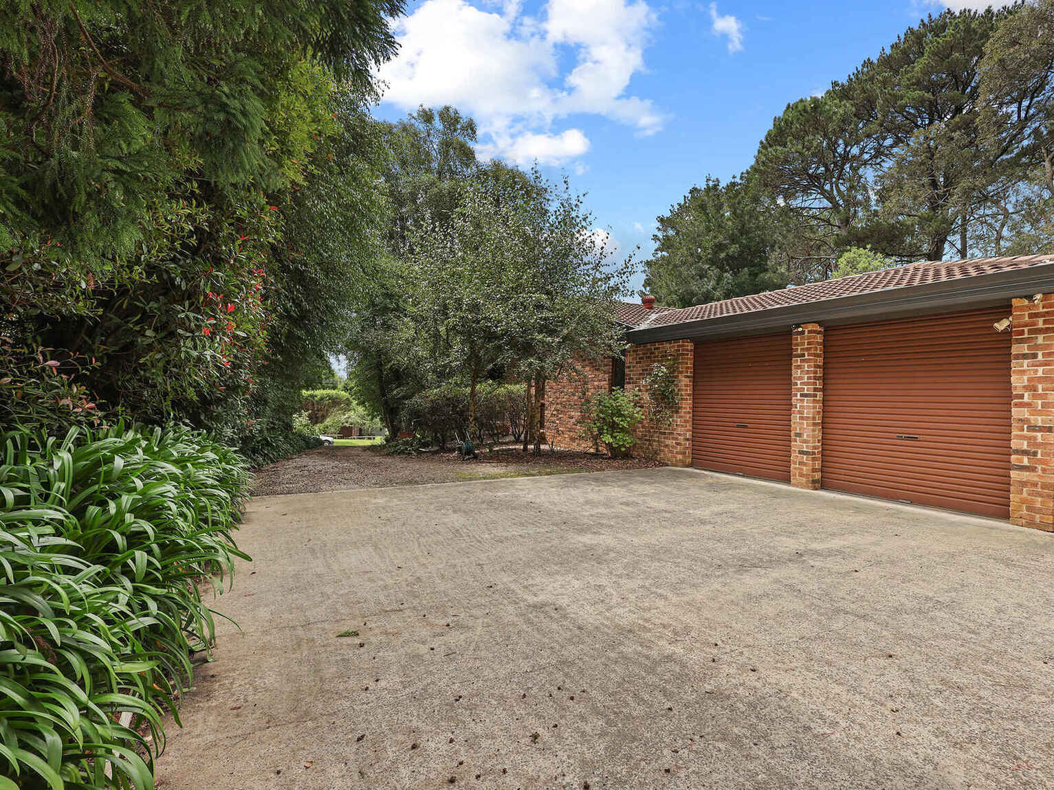 9 Farnborough Drive Moss Vale 9 Farnborough Drive Moss Vale