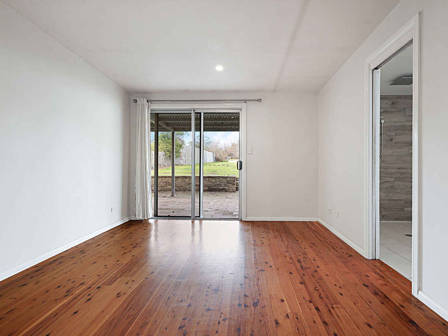 8 Railway Parade Marulan