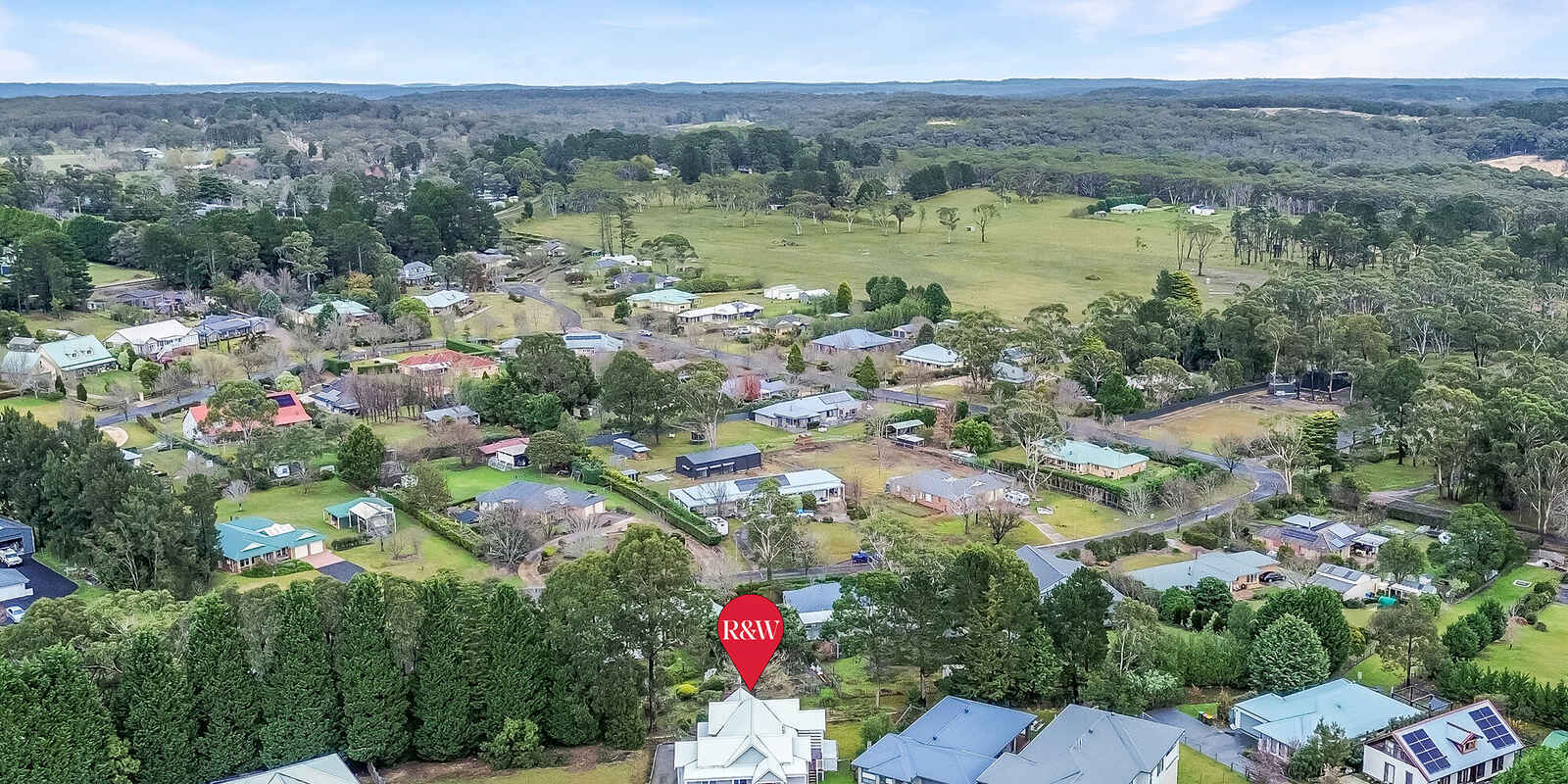 12 Rochester Drive Bundanoon