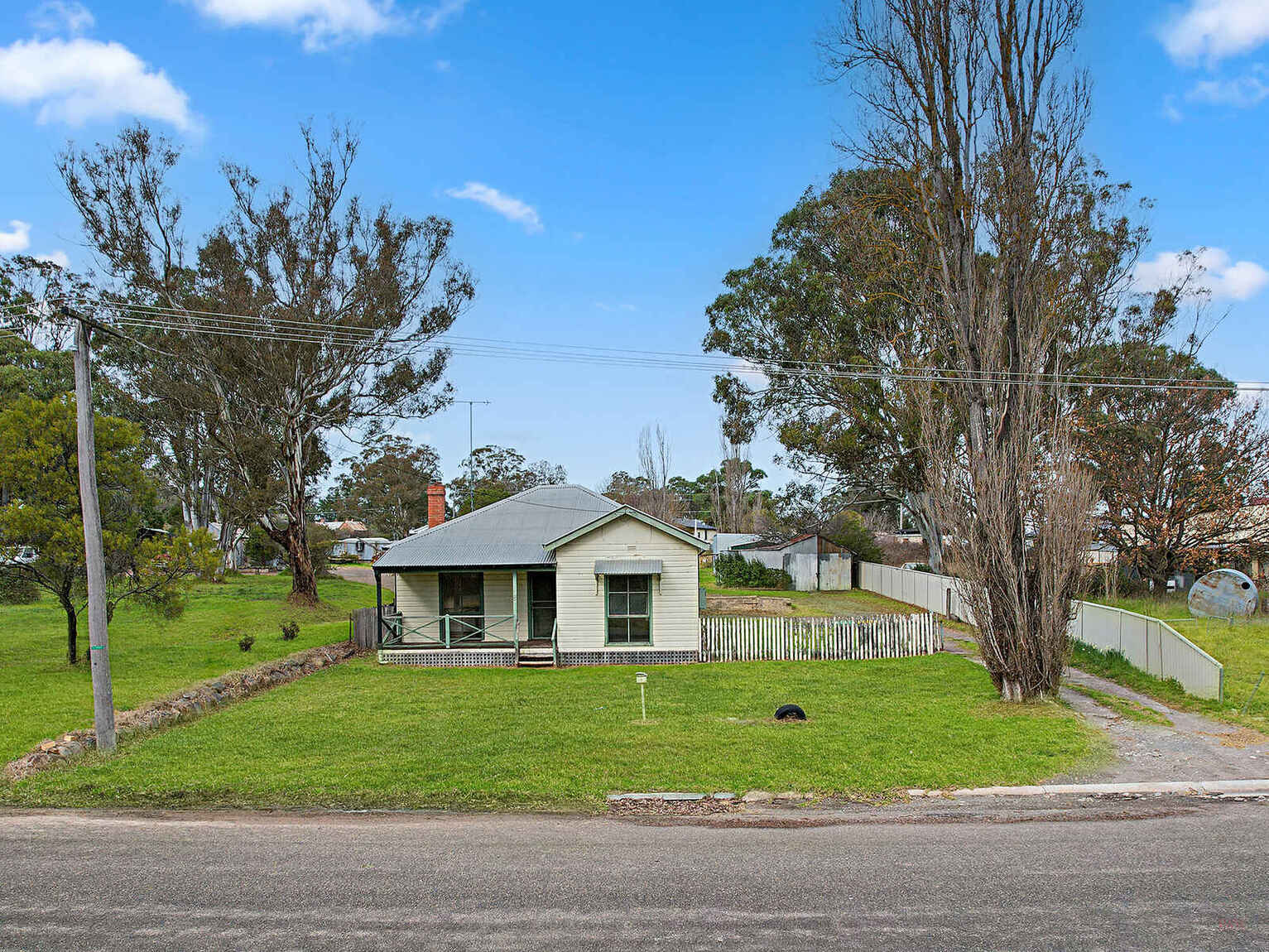 8 Railway Parade Marulan