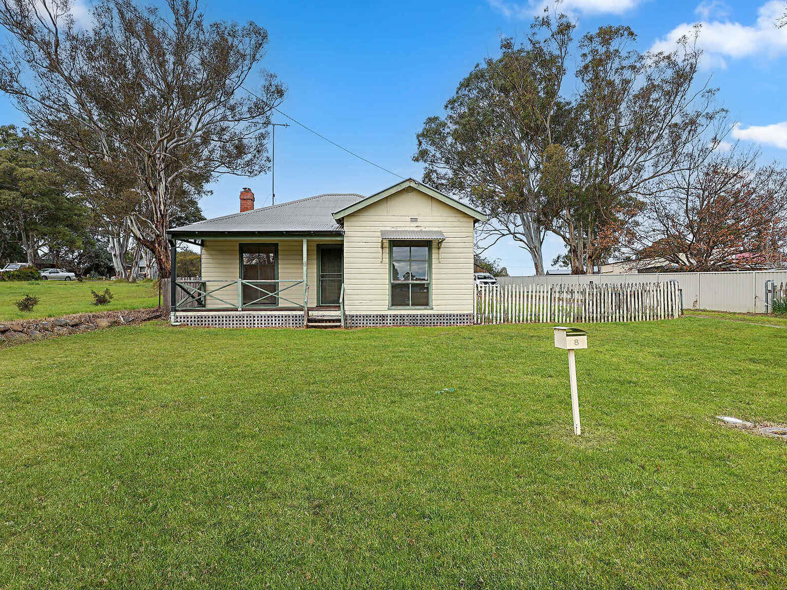 8 Railway Parade Marulan