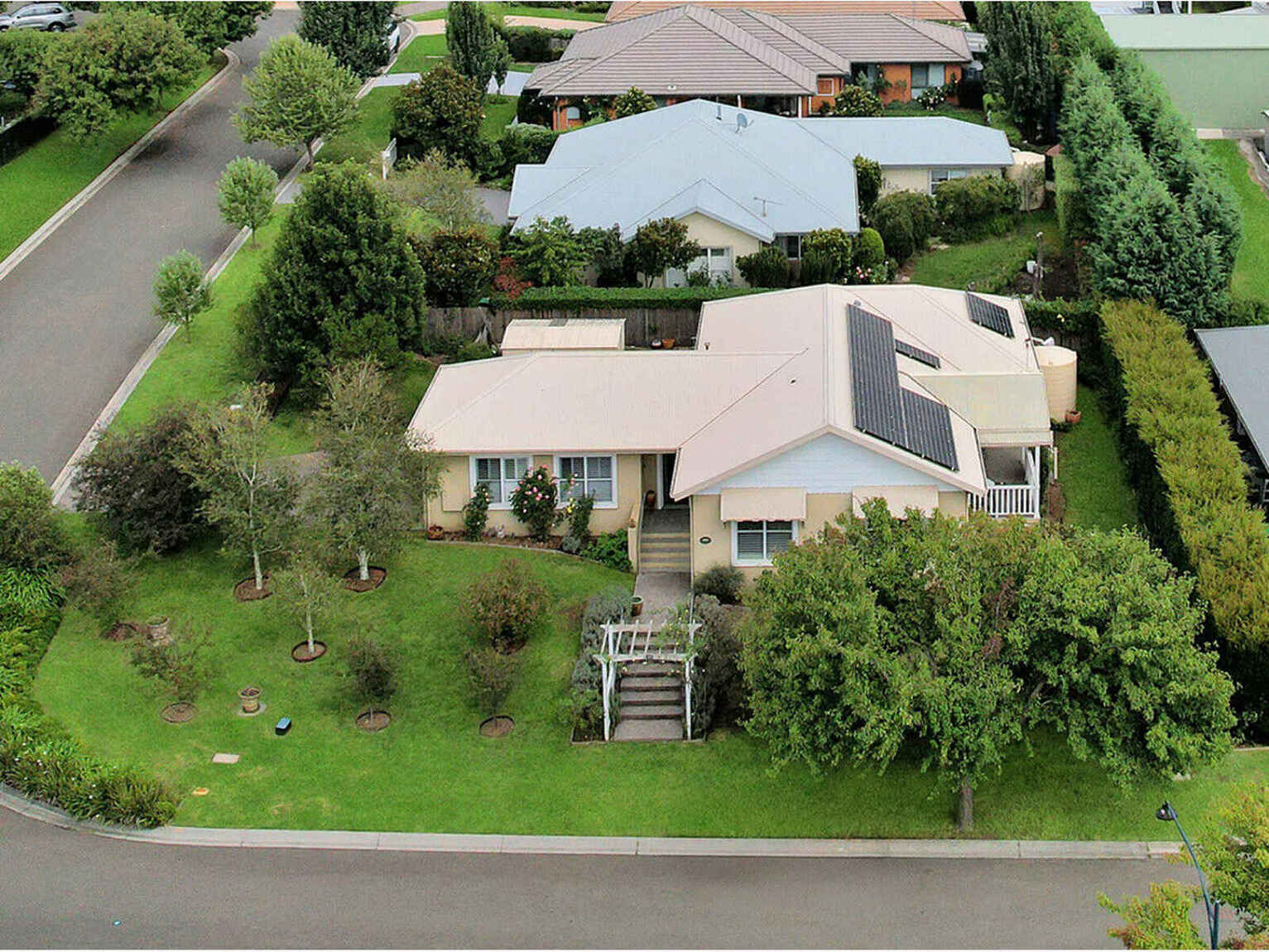 2 Lansdown Place Moss Vale