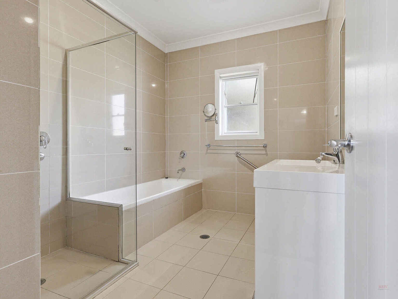 2 Lansdown Place Moss Vale