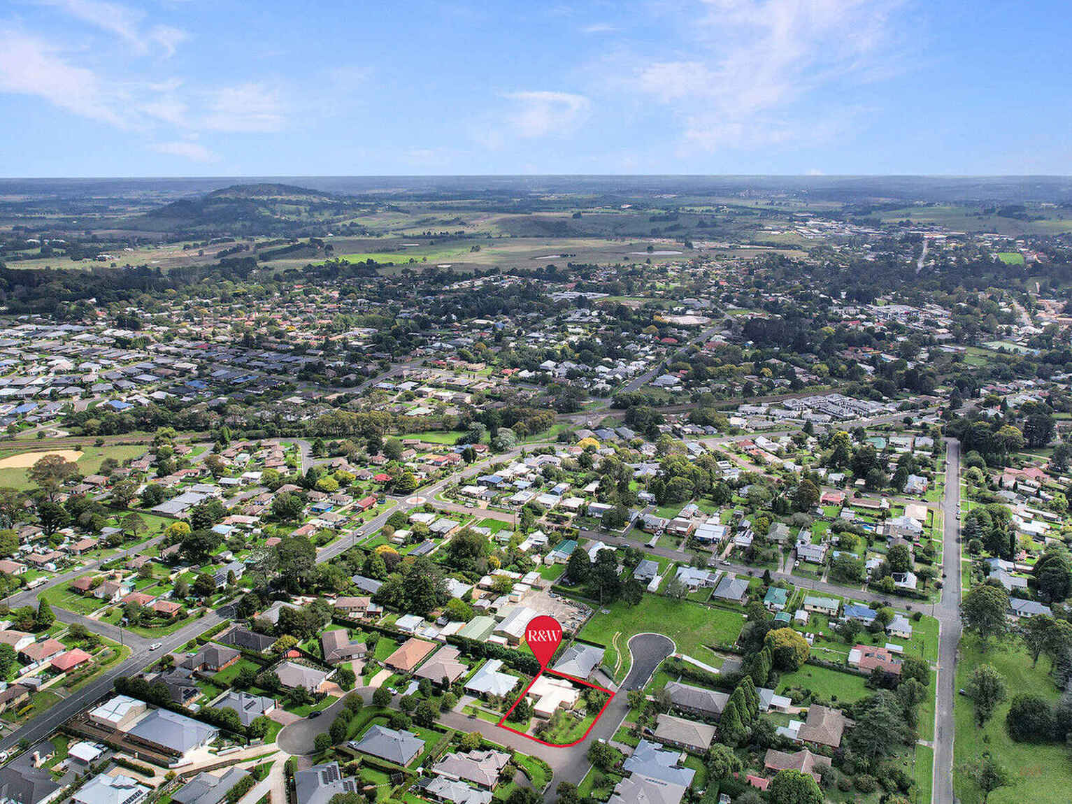 2 Lansdown Place Moss Vale