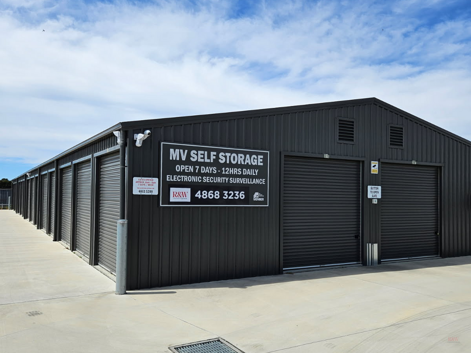 Self Storage/17 Red Fields Road Moss Vale