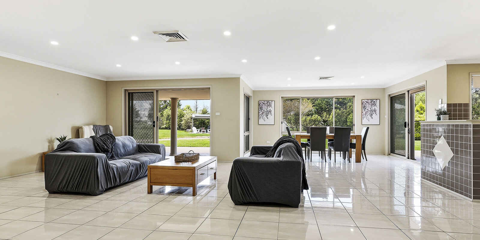 27 Woodside Drive Moss Vale