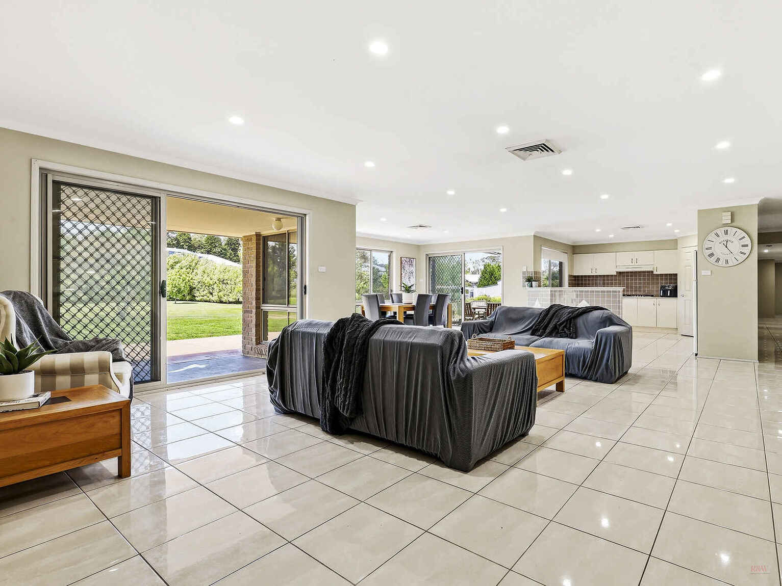 27 Woodside Drive Moss Vale