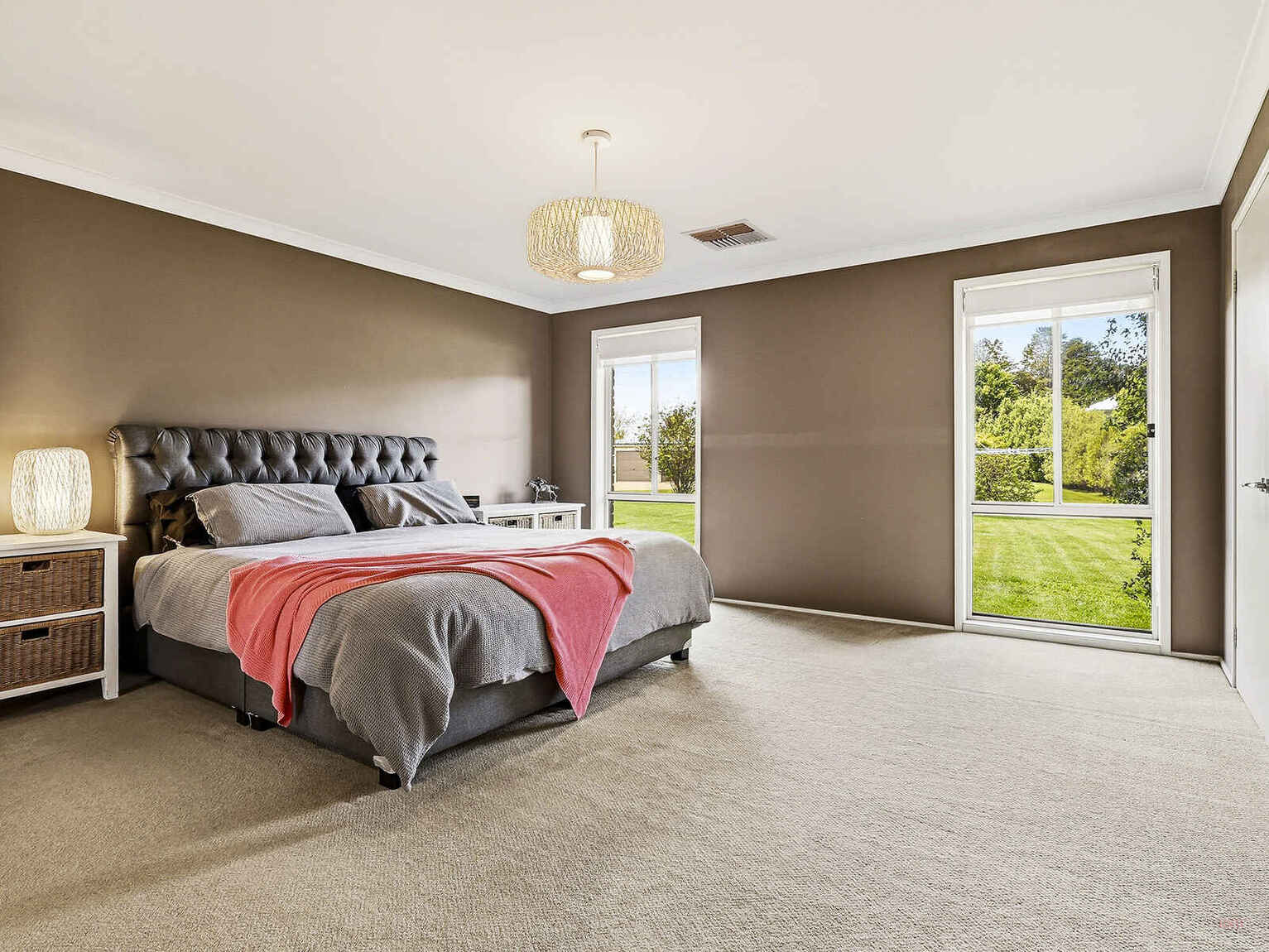 27 Woodside Drive Moss Vale