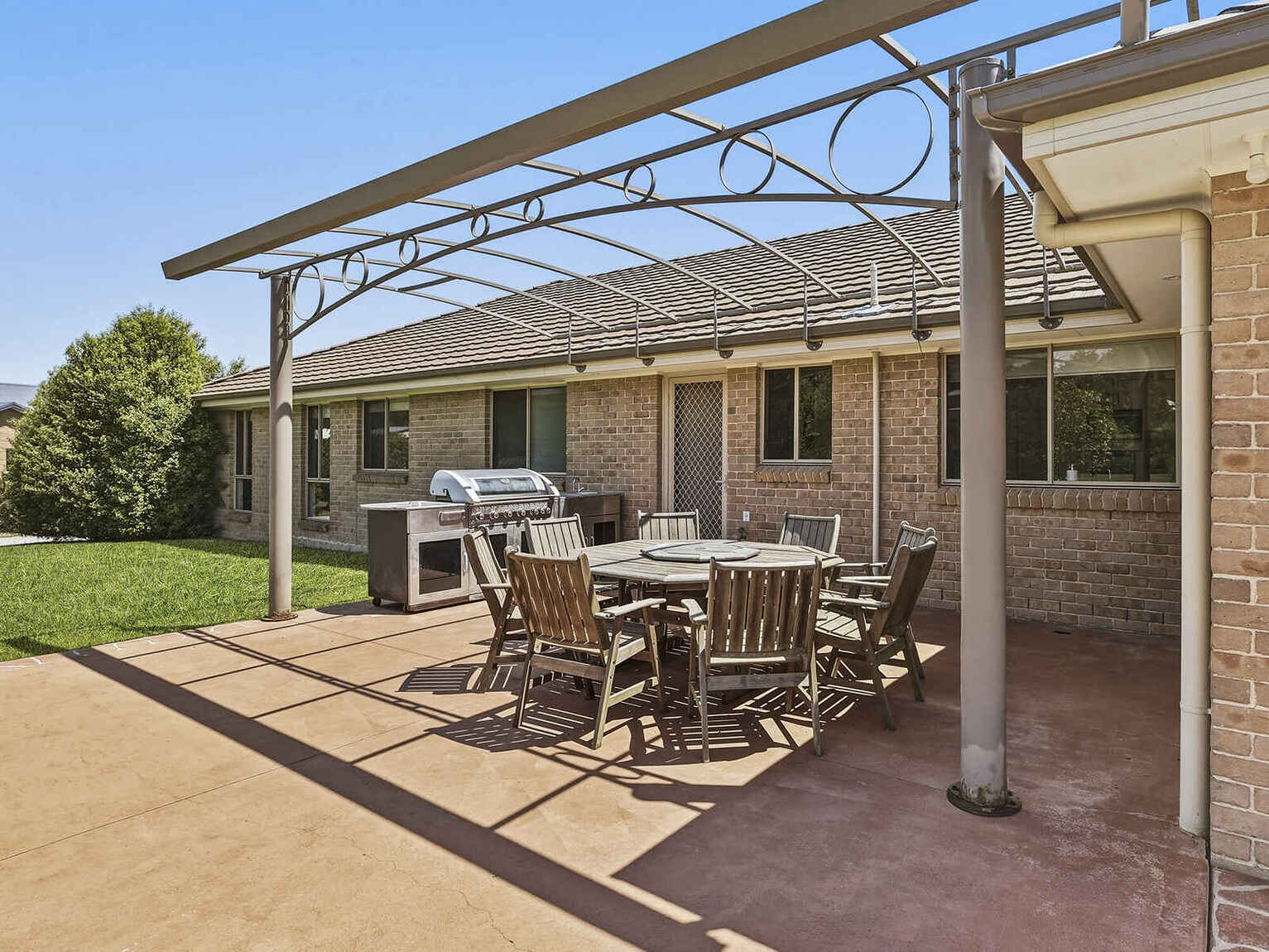 27 Woodside Drive Moss Vale
